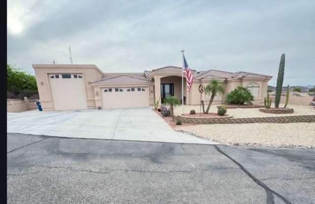 Unfurnished Long Term Pool w/ RV Garage photos photos
