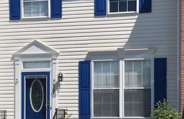 9807 QUIET BROOK LN - 9807 Quiet Brook Lane, Clinton, MD 20735