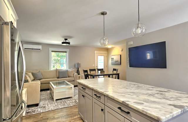 22 Trinity Wy - 22 Trinity Way, Old Orchard Beach, ME 04064