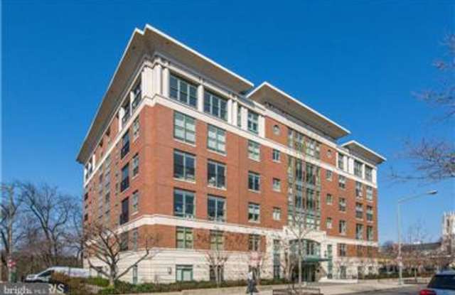 DuPont Circle Oasis with PARKING - 1414 22nd Street Northwest, Washington, DC 20037