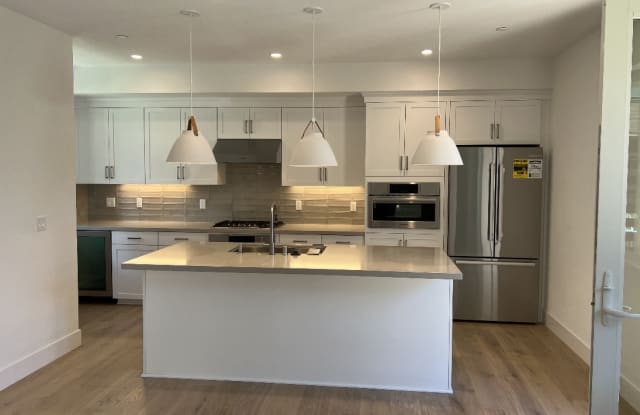 15101 Shore Drive - 15101 Shore Drive, Los Gatos, CA 95032