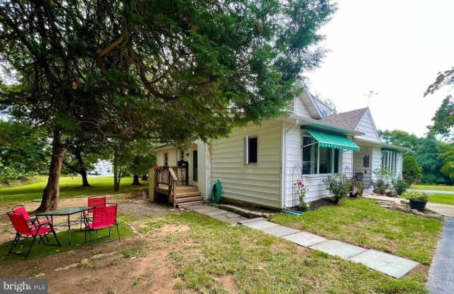 120 DIAMOND ROCK ROAD Gallery 1