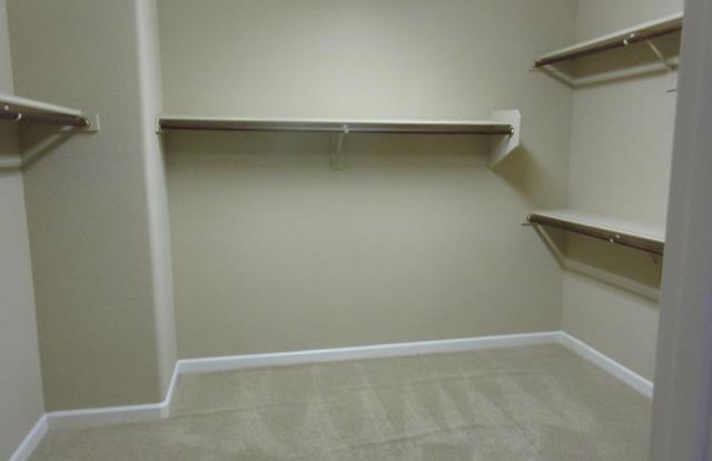 3464 N Boulder Court Gallery 3