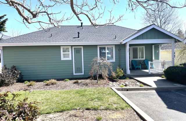 3 bedroom, 2 bath in Grass Valley, CA 95945 photos photos