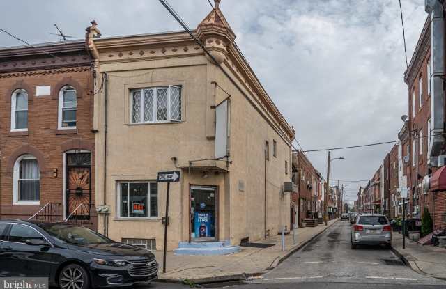 1417 W PORTER Street Gallery 2