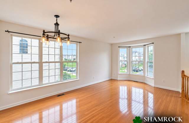 7148 Ladd Circle - 1 Gallery 2