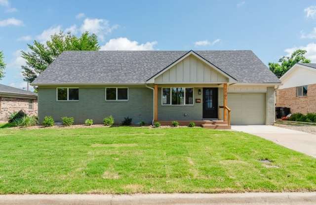 1705 Cypress  ST photos photos