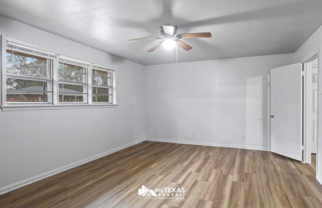 403 Dogwood Lane photos photos