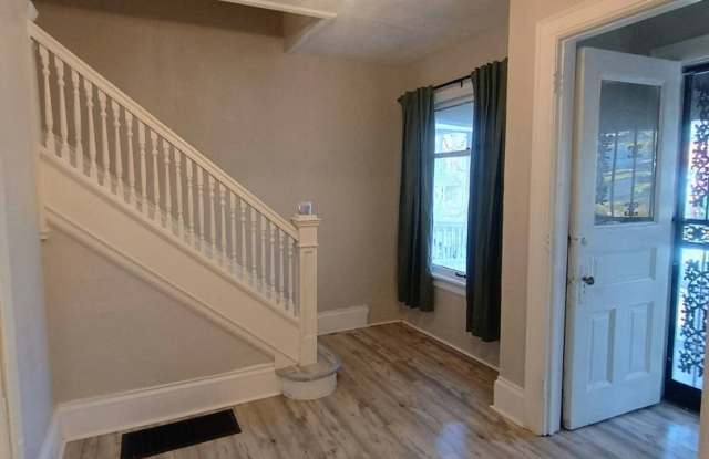 Charming 4-Bedroom Home in Harambee - 3163 North Palmer Street, Milwaukee, WI 53212