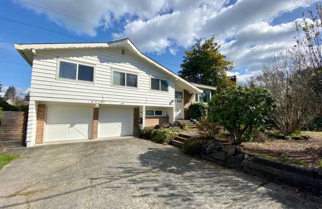 Bellevue Home ~ Newport Hills photos photos