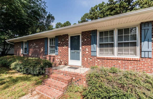 663 Raymond Dr photos photos