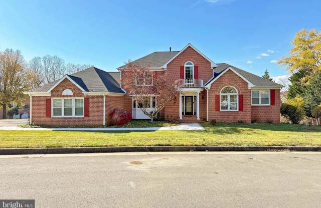 1300 PINSTRIPE Court - 1300 Pinstripe Court, Wolf Trap, VA 22182