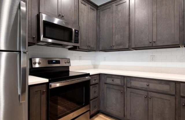 5204 Reserve Boulevard #202 Gallery 1