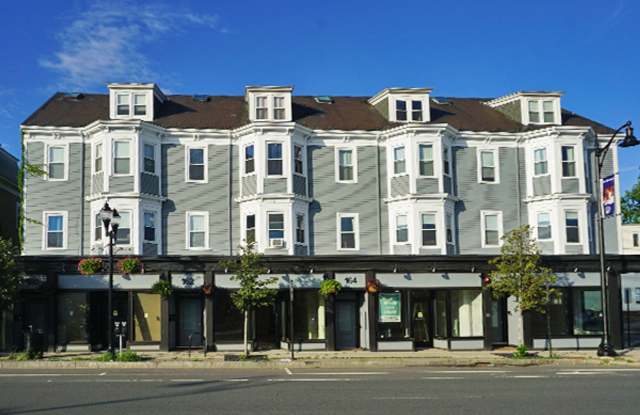 4 Bed 2 Bath In Somerville 9/1/26 photos photos