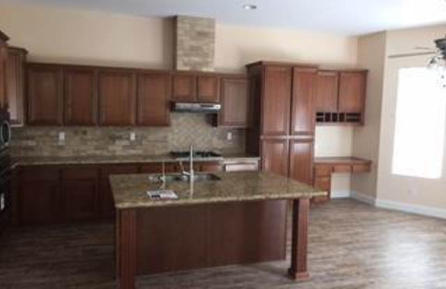 33739 Emerald Creek Court Gallery 2