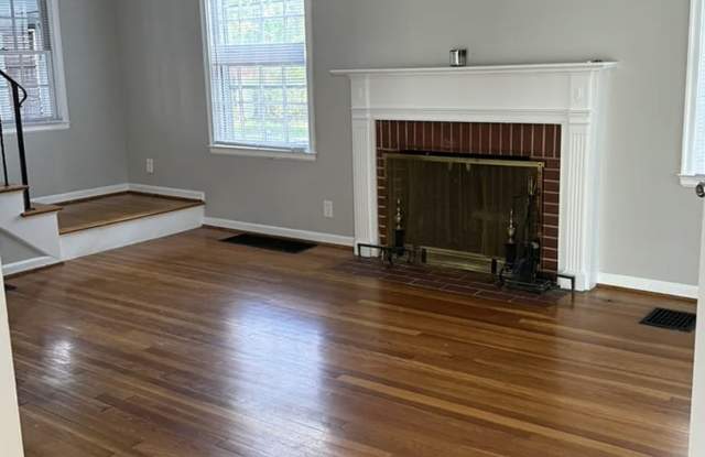 736 Chelsea Avenue Gallery 4