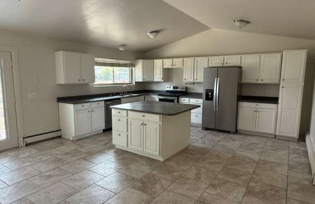 Beautiful home with spacious layout photos photos