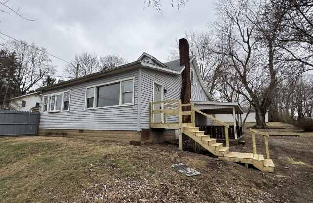 1920 South River Road - A - 1920 South River Road, Muskingum County, OH 43701