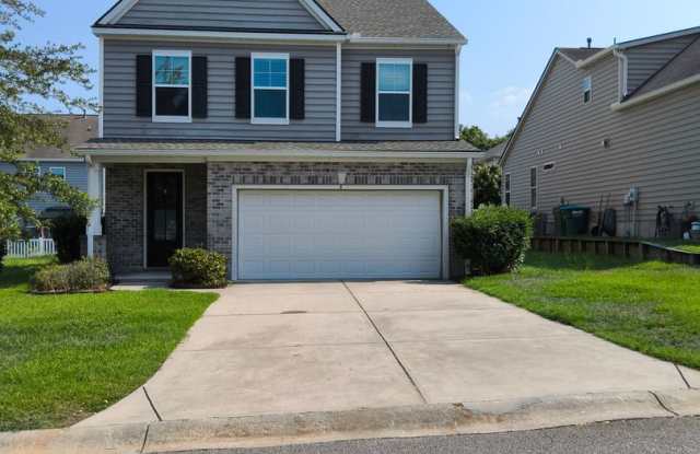 Picket Fences, The Perfect Place to Call Home photos photos