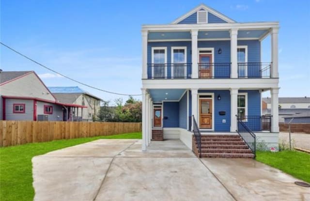 2627 Delachaise  St - 2627 Delachaise Street, New Orleans, LA 70115