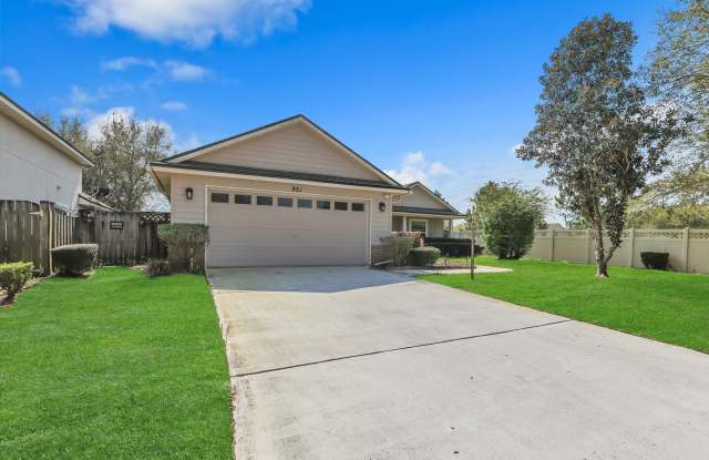 4 bedroom/ 2 bathroom home in Heritage Landing! photos photos