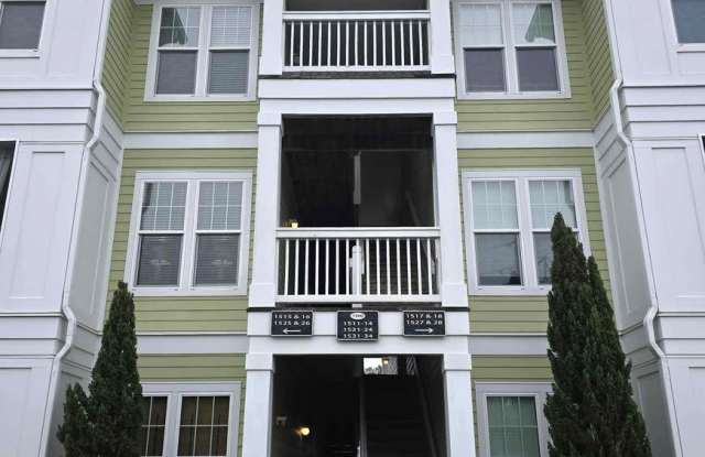 First story condo in the heart of Mount Pleasant - 1511 Rosewood Lane, Mount Pleasant, SC 29464