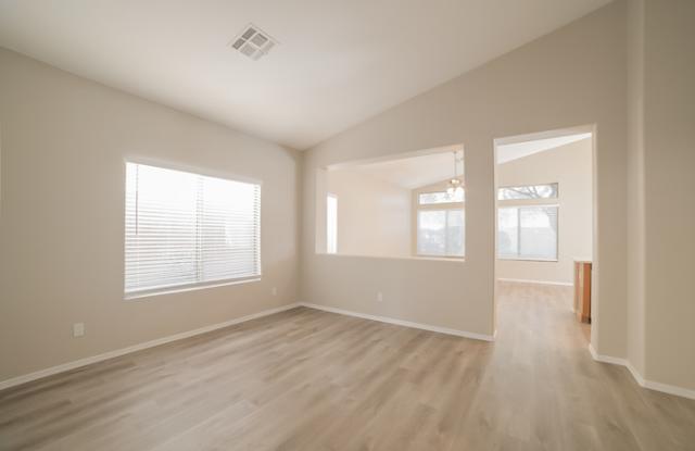 40815 North Mantle Court Gallery 3