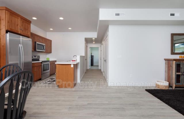 207 Sawyer Lane - C Gallery 3