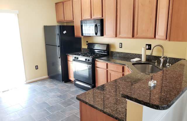 43739 CLEAR LAKE SQUARE Gallery 2