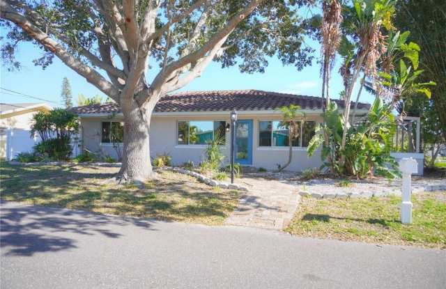 15865 REDINGTON DRIVE Gallery 3