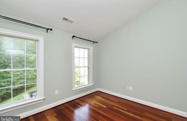 6411 VELLIETY LANE photos photos
