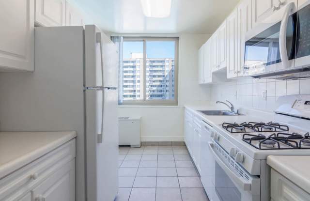 3003 Van Ness photos photos