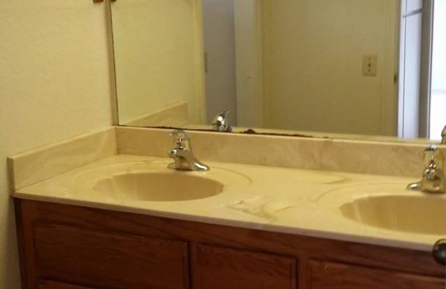 1571 Tutela Heights Gallery 3
