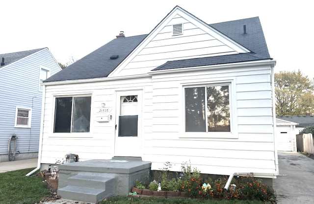 21536 Panama St - 21536 Panama Street, Warren, MI 48091