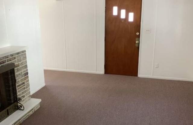 3340 E. Joppa Rd Gallery 4