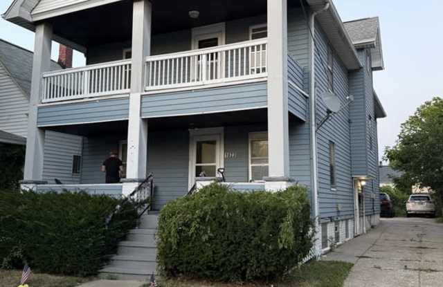 1623 Hopkins Avenue - 3 photos photos