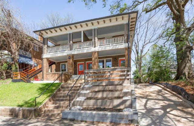 512 Ralph McGill Boulevard Northeast - 1 photos photos