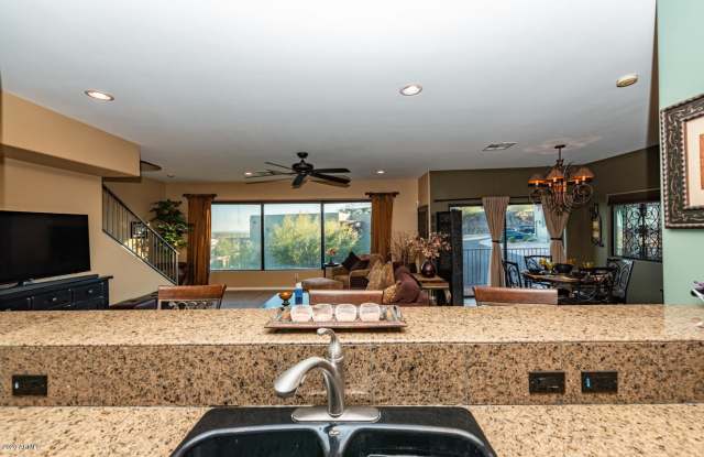 44 W FOOTHILL Drive Gallery 4