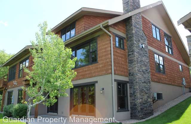 1154 Lexington Ridge Court Gallery 2