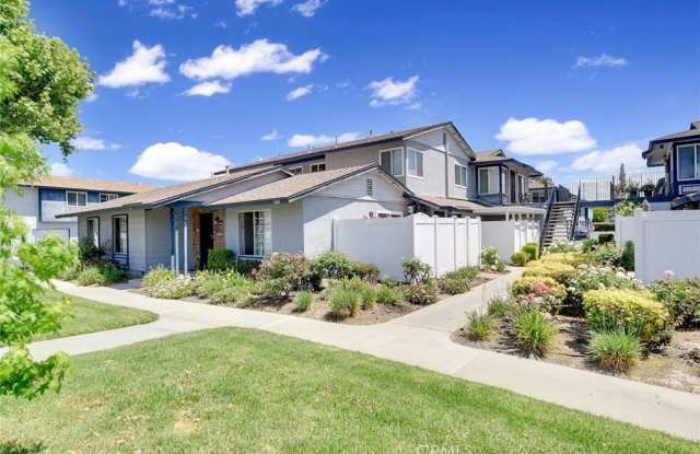 1460 Forest Glen photos photos