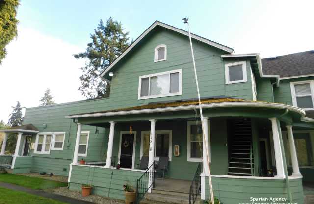 11518 Valley Ave E - 11518 Valley Avenue East, North Puyallup, WA 98372