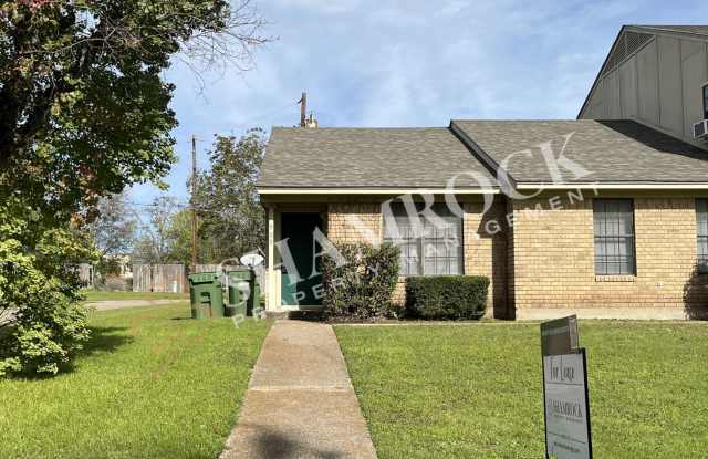 Hewitt Townhome photos photos