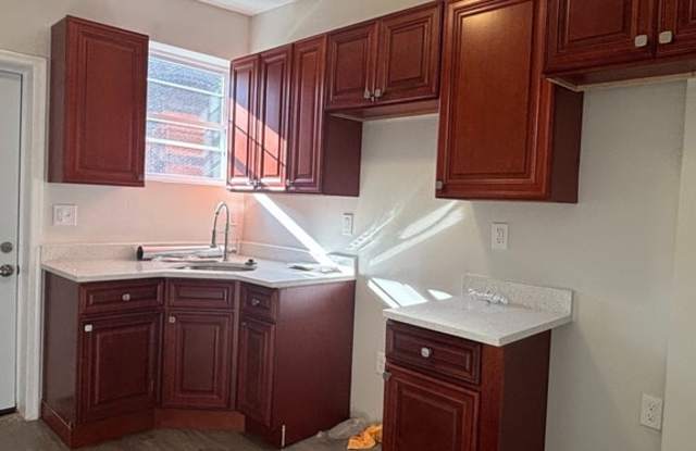 410 N Loudon Ave photos photos