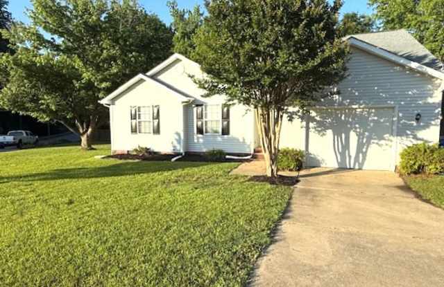 Great 3BD ranch home w/ 1 car garage in quiet neighborhood in Fuquay Varina! photos photos
