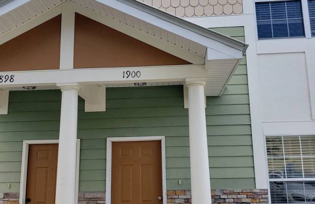 3 bedroom townhome in gated community with a pool for rent August 7, 2025 for $1450 photos photos