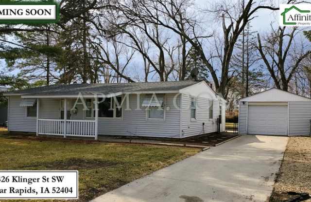 5426 Klinger St SW - 5426 Klinger Street Southwest, Cedar Rapids, IA 52404