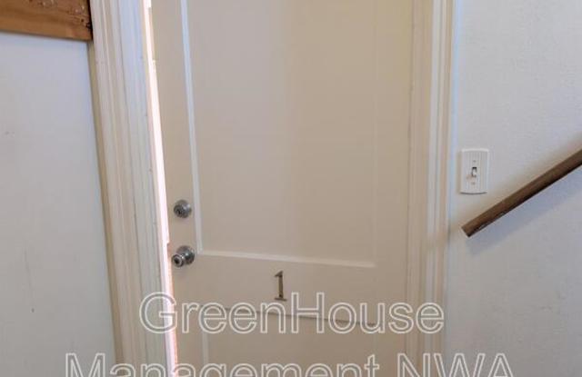 33 W Prospect St, Unit #C-2 - 33 West Prospect Street, Fayetteville, AR 72701 33 W Prospect St, Unit #C-2 - 33 West Prospect Street, Fayetteville, AR 72701