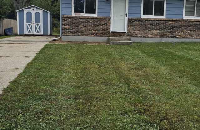 51569 County Road 109 - 51569 County Road 109, Simonton Lake, IN 46514