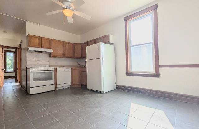 4550 North Keystone Avenue photos photos