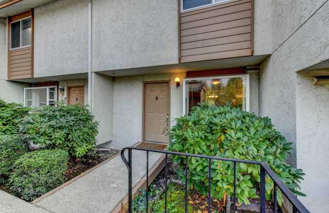 ”Water/Sewer/Trash and parking included in rent! - 12838 Southeast 41st Lane, Bellevue, WA 98006 ”Water/Sewer/Trash and parking included in rent! - 12838 Southeast 41st Lane, Bellevue, WA 98006
